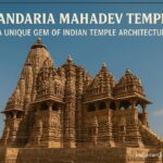 कंदरिया महादेव मंदिर खजुराहो का बाहरी दृश्य - 31 मीटर ऊंचा शिखर